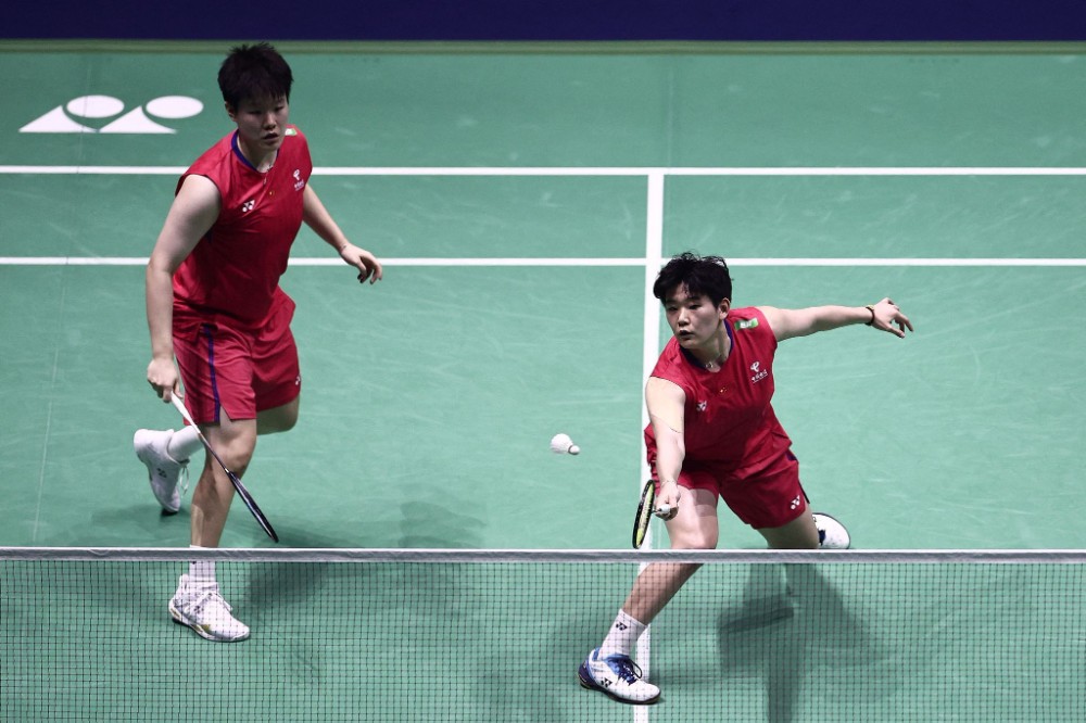 着他将继续 着他将继续