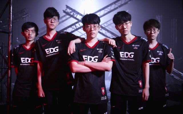 持和努力中 持和努力中