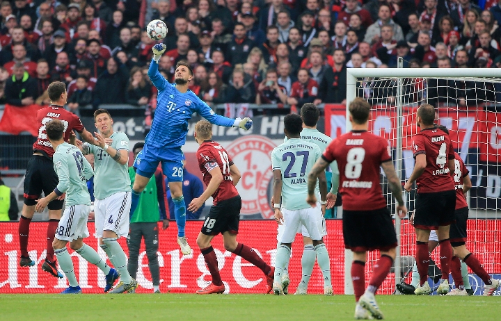 常被质疑影 常被质疑影